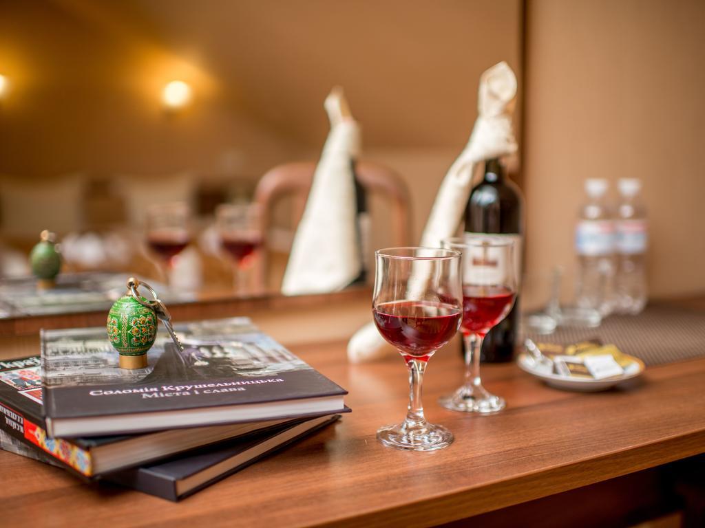 Hotel&Spa Pysanka, Готель Писанка, 3 Сауни Та Джакузі - Індивідуальний Відпочинок У Спа Lemberg Exterior foto